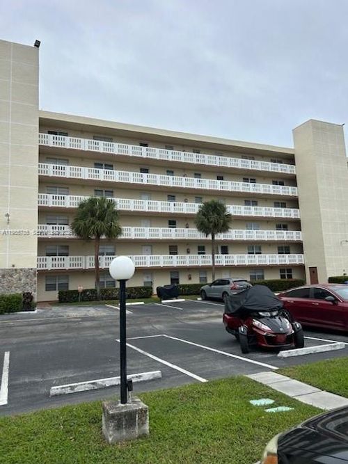 apt-601-301 Se 3rd St, Dania Beach, FL, 33004-4751 | Card Image