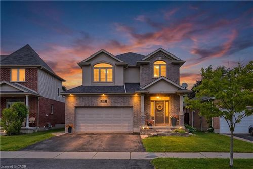106 Brookmead St, Elmira, ON, N3B3M1 | Card Image