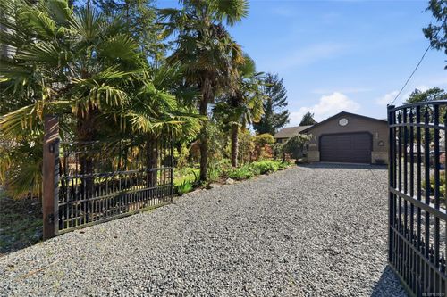 1220 Marina Way, Nanoose Bay, BC, V9P9B8 | Card Image