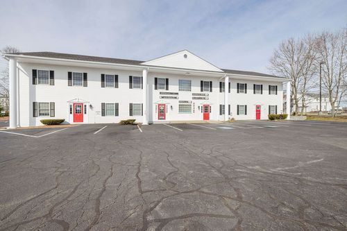 ste-5-63 Winthrop St, Taunton, MA, 02780-6218 | Card Image