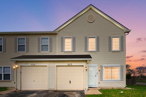 672 Edward Dr, Romeoville, IL, 60446-5257 | Card Image
