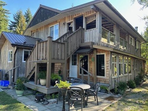 3-8290 Sa-Seen-Os Rd, Youbou, BC, V0R3E1 | Card Image