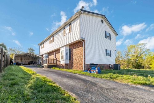 85 Walnut St, Heidrick, KY, 40949 | Card Image