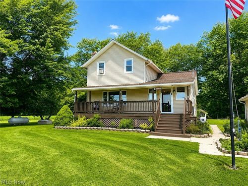 12096 Baumhart Rd, Amherst, OH, 44001-9717 | Card Image