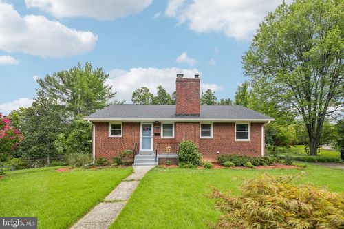 1111 Archer Ct, ALEXANDRIA, VA, 22312-3001 | Card Image