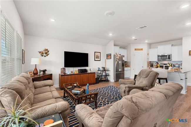 1444 Acorn Wood, House other with 4 bedrooms, 2 bathrooms and null parking in Seguin TX | Image 9