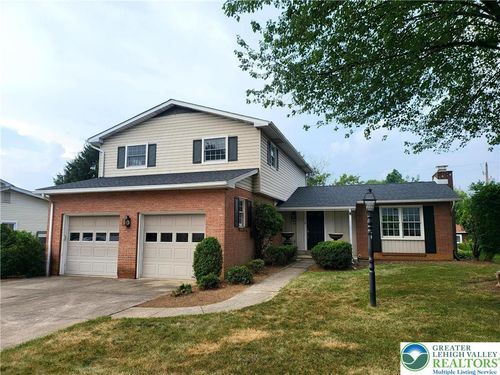 1030 N 10th St, Whitehall, PA, 18052-6903 | Card Image