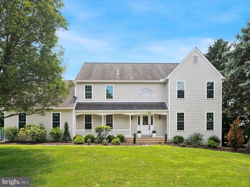 104 Harvest Ln, BROOMALL, PA, 19008-4401 | Card Image