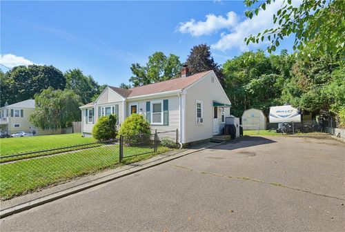 63 Taft St, Coventry, RI, 02816-5316 | Card Image