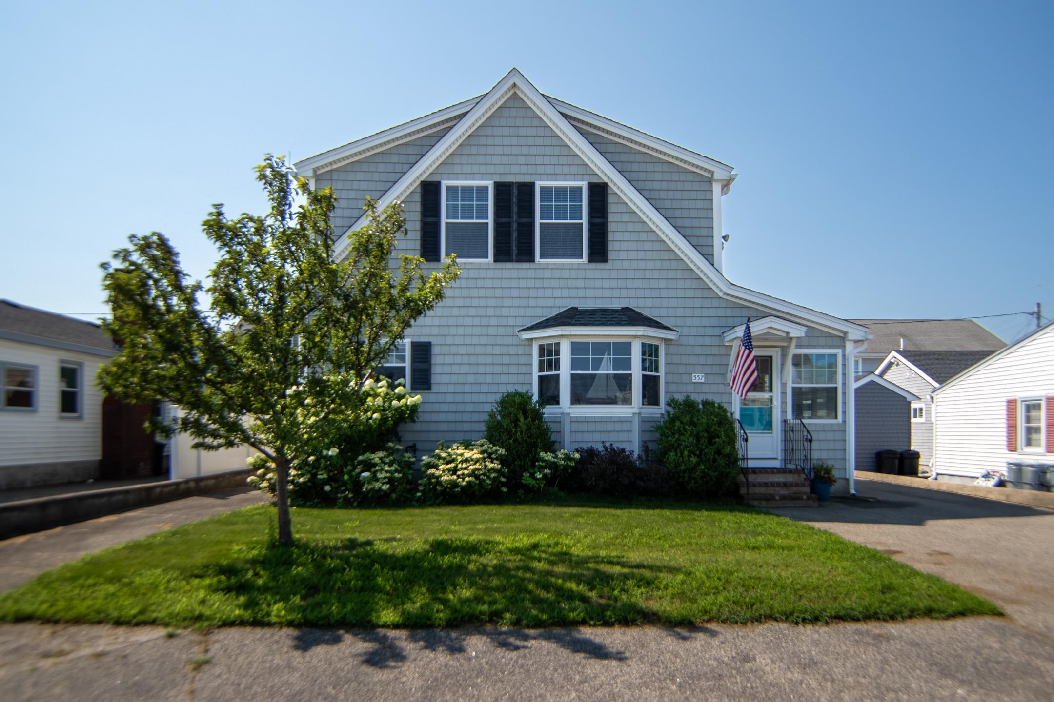 Hudson St, Seabrook, NH 03874