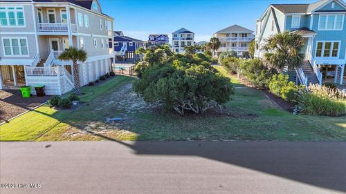1042 Tide Ridge Dr, Holden Beach, NC, 28462-1726 | Card Image