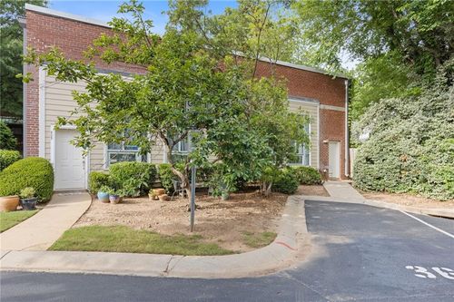 807 Field St Se, Atlanta, GA, 30316-1211 | Card Image