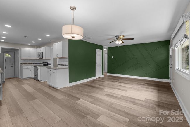 5008 Unaka Ave, House other with 3 bedrooms, 2 bathrooms and null parking in Charlotte NC | Image 6