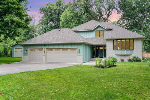27185 Jody Ct, Chisago City, MN, 55013-5022 | Card Image