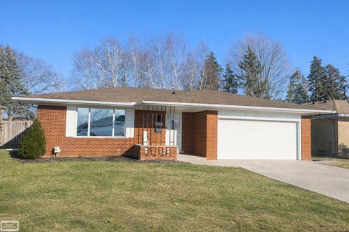 27738 Roan Dr, Warren, MI, 48093-4660 | Card Image