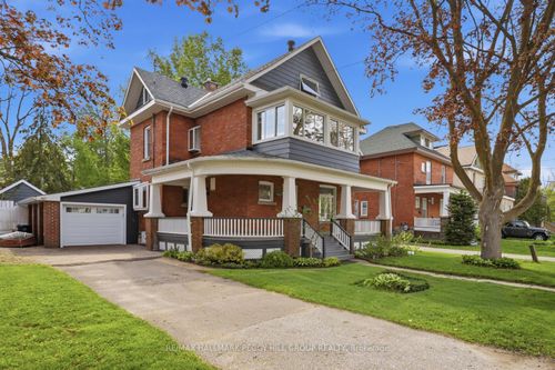 404 Manly St, Midland, ON, L4R3E3 | Card Image