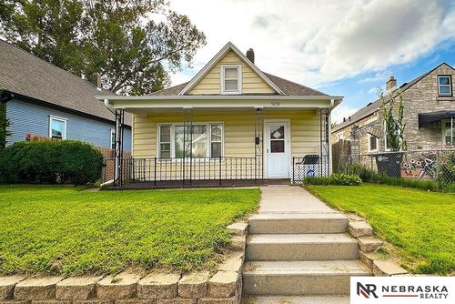 5050 S 38th St, Omaha, NE, 68107-2428 | Card Image