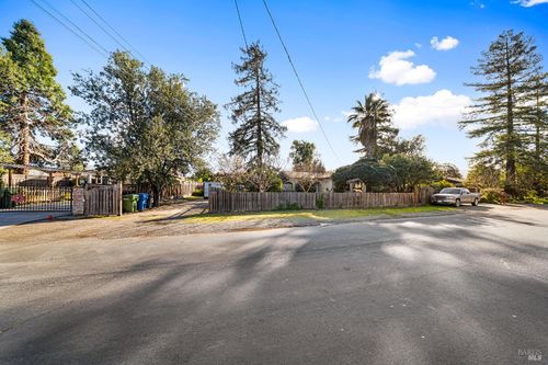 592 Vasona Ave, Los Gatos, CA, 95032-1510 | Card Image