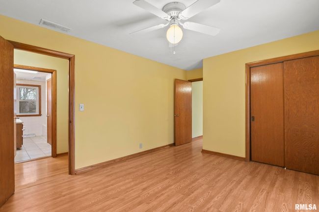 702 W Pershing Rd, House other with 3 bedrooms, 2 bathrooms and null parking in Decatur IL | Image 16