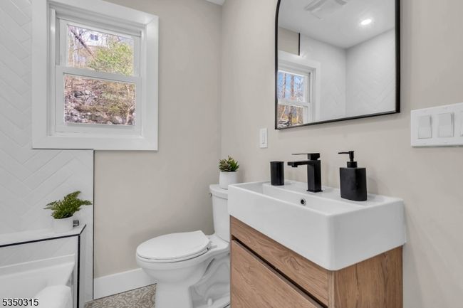 212 Lakeview Ave, House other with 2 bedrooms, 1 bathrooms and null parking in Ringwood NJ | Image 15