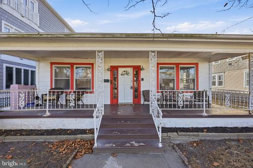 128 W Roberts Ave, Wildwood, NJ, 08260-1835 | Card Image