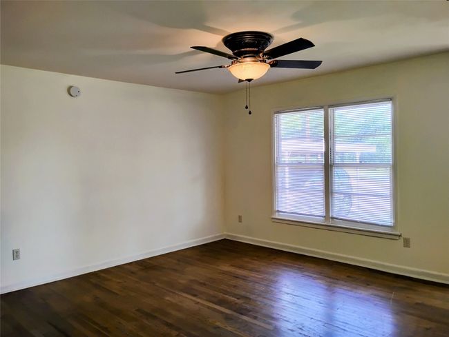 Hardwood Floors | Image 4