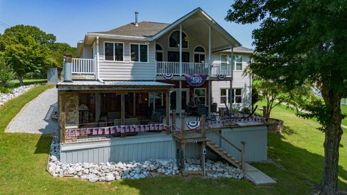 39 Canary Dr, Eddyville, KY, 42038-7528 | Card Image