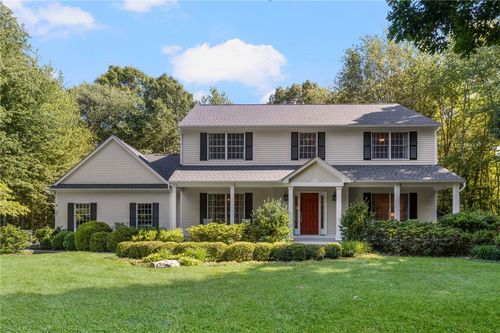 11 Prides Crossing Ln, Saunderstown, RI, 02874-1960 | Card Image