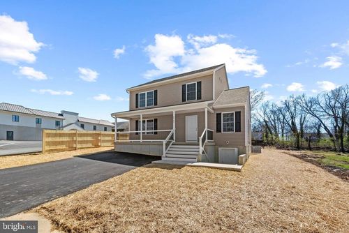 2747 Park Dr, HALETHORPE, MD, 21227-2136 | Card Image