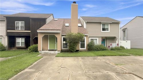 4472 Silverleaf Dr, Virginia Beach, VA, 23462-5735 | Card Image