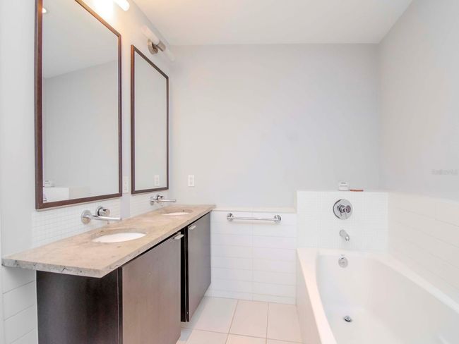 UNIT-2420 - 912 Channelside Dr, Condo with 2 bedrooms, 2 bathrooms and null parking in TAMPA FL | Image 20