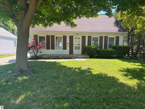 1019 S Fancher Ave, Mt Pleasant, MI, 48858-3523 | Card Image