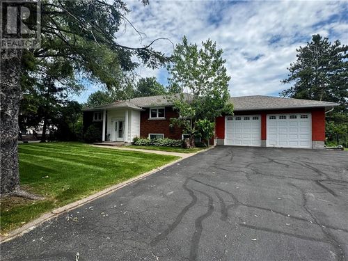 4371 Noel St, Val Therese, ON, P3P1S8 | Card Image