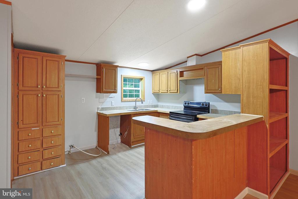 Residential in RAWLINGS 5