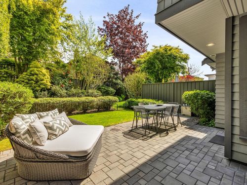 1664 St. Georges Ave, North Vancouver, BC, V7L3J7 | Card Image