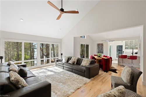 unit-d-1955 Eastchester Dr, High Point, NC, 27265-0904 | Card Image