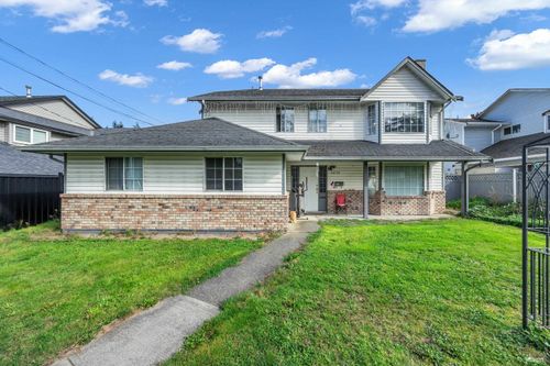 6470 128 St, Surrey, BC, V3W4C6 | Card Image