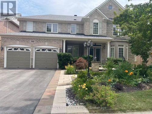 2084 Bingley Crescent, Oakville (BC Bronte Creek), ON, L6M0E2 | Card Image