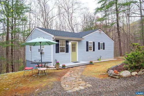 115 Circle Rd, Stanardsville, VA, 22973-3903 | Card Image