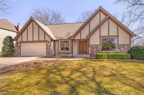 10251 Goddard St, Overland Park, KS, 66214-2619 | Card Image