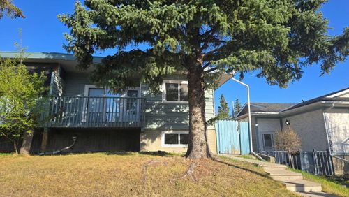 5806 Dalgleish Rd Nw, Calgary, AB, T3A1K5 | Card Image