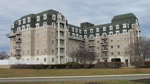 508-100 Marina Dr, Quincy, MA, 02171-1546 | Card Image