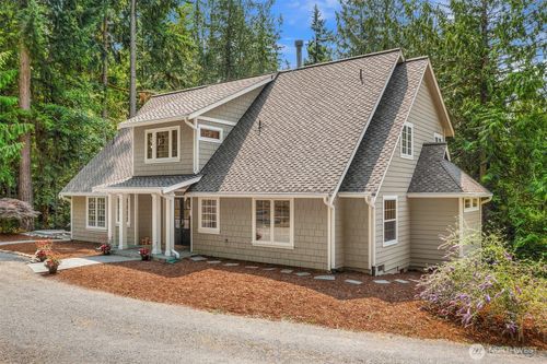 13310 Sw Madrona Rd, Vashon, WA, 98070-6336 | Card Image