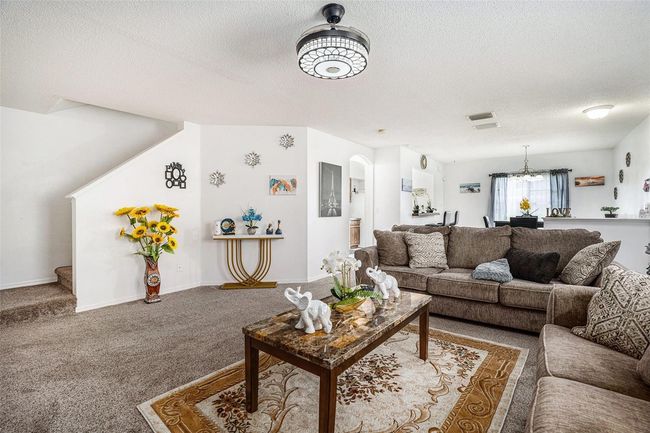 7135 Waterside Dr, Townhouse with 3 bedrooms, 3 bathrooms and null parking in TAMPA FL | Image 4