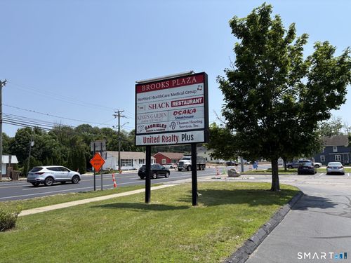 324 Flanders Rd, East Lyme, CT, 06333-1735 | Card Image
