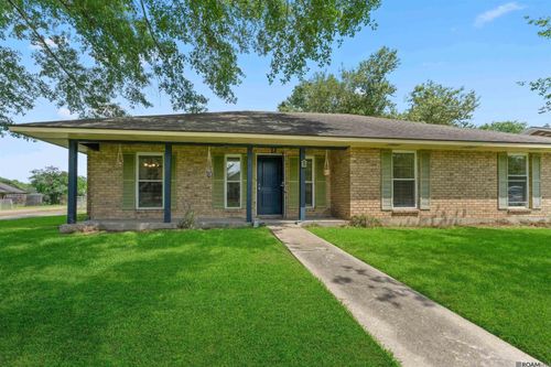 7354 Members Pl, Baton Rouge, LA, 70817-5510 | Card Image