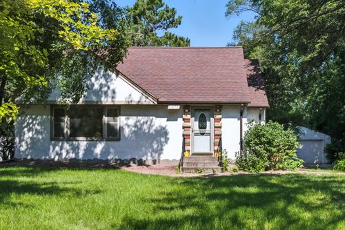2911 Troseth Rd, Roseville, MN, 55113-1045 | Card Image