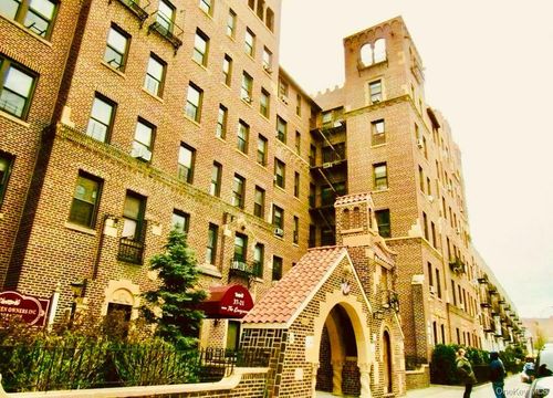 1d-3721 80th St, Jackson Heights, NY, 11372-6818 | Card Image