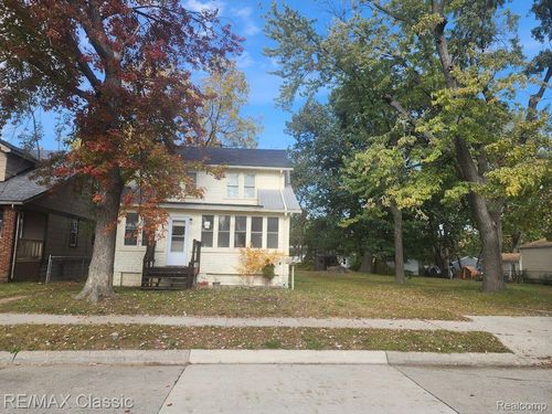 11227 Jackson Ave, Warren, MI, 48089-4034 | Card Image