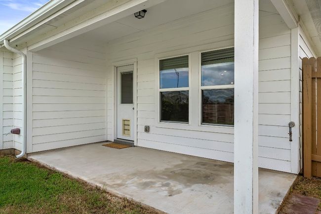 Covered patio | Image 27